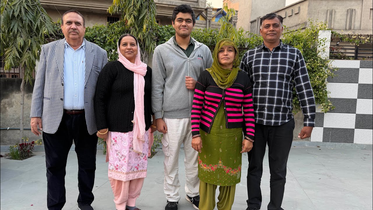 आज़  भाभी ने करवाई शॉपिंग 🛍️ क्या क्या लिया 😍☝️