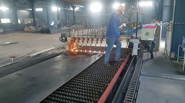 CẮT PHÁ BĂNG 9 MỎ GAS. MÁY CẮT PLASMA CNC
