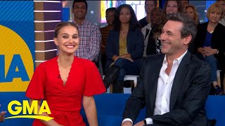 Natalie Portman’s mom recognizes Jon Hamm, but not from the movies l GMA