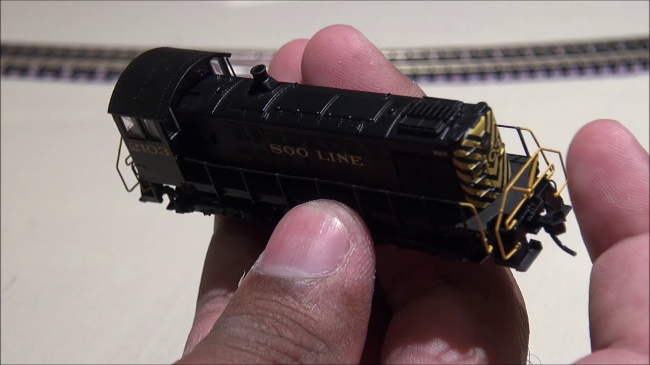 n scale switcher locomotive