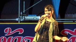 โลโซโบว์รัก-เอิ้นขวัญ วรัญญา