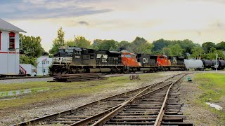 Short chase of CN M338 with an NS SD70ACU leader!