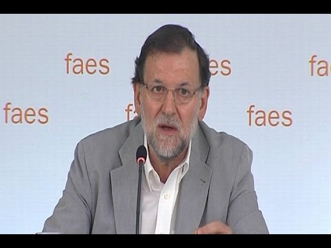 Rajoy acusa al PSOE de ser "títere de radicales"