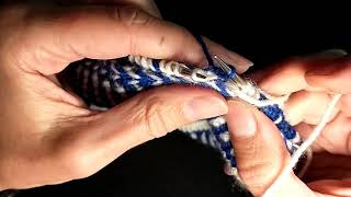 How to knit Ladder Back Jacquard for long colorwork floats