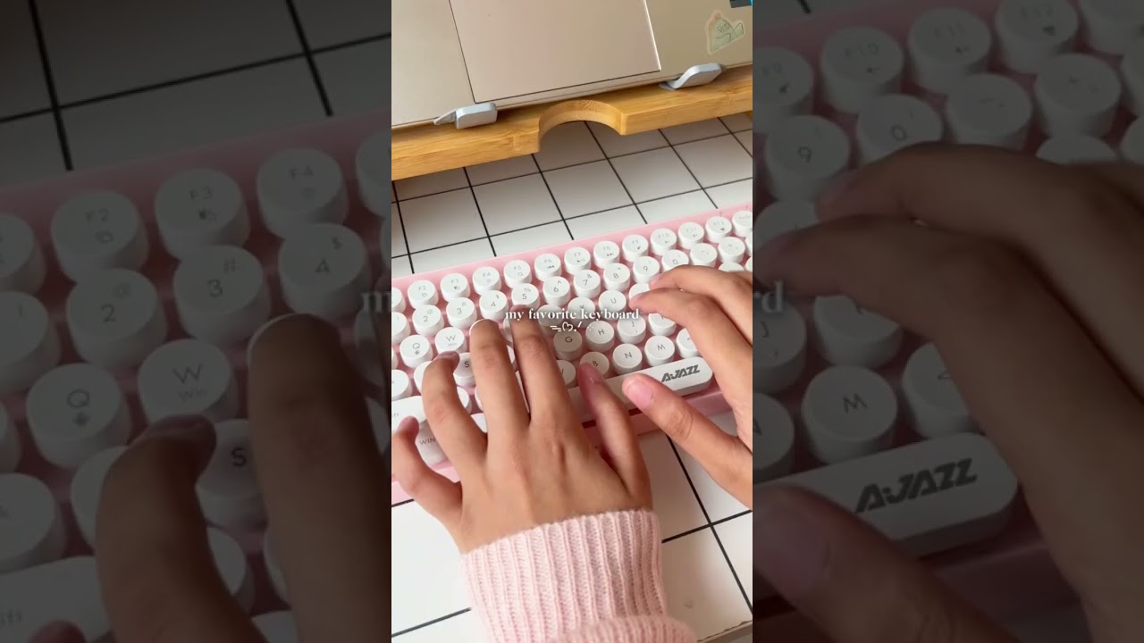 my favorite keyboard! 🎀💞 