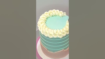 Piping a Buttercream SPIRAL “ROPE” BORDER with Open Star Tip Nozzle 1M #youtubeshorts