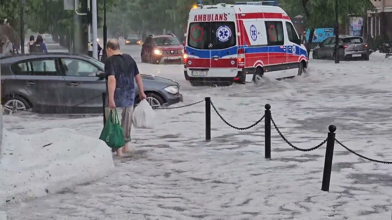 Kajakiem przez Bydgoszcz po ulewie