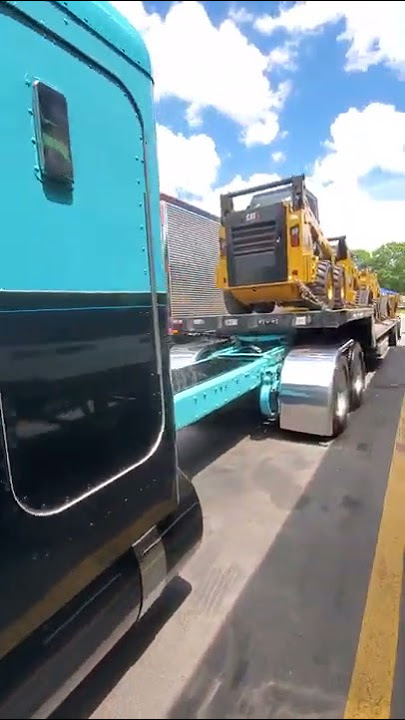Custom Stretched Peterbilt Big Rig Semi Truck