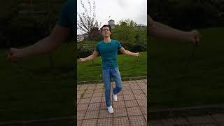 Çapraz Geçi̇şli̇ İp Atlama