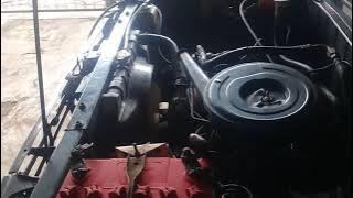 Kepergok ngewe di dalam mobil kijang siang siang lagi!!!