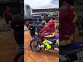 Lý do bất ngờ khiến biker phanh gấp trước khi đua 🏍️