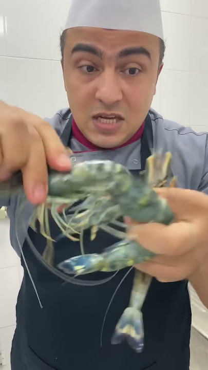 طريقة سهلة تعرفو بيها الجمبري الطازج والجمبري القديم 👌👨‍🍳 #shorts