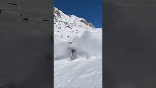 Un Gros Splash En Snowscoot