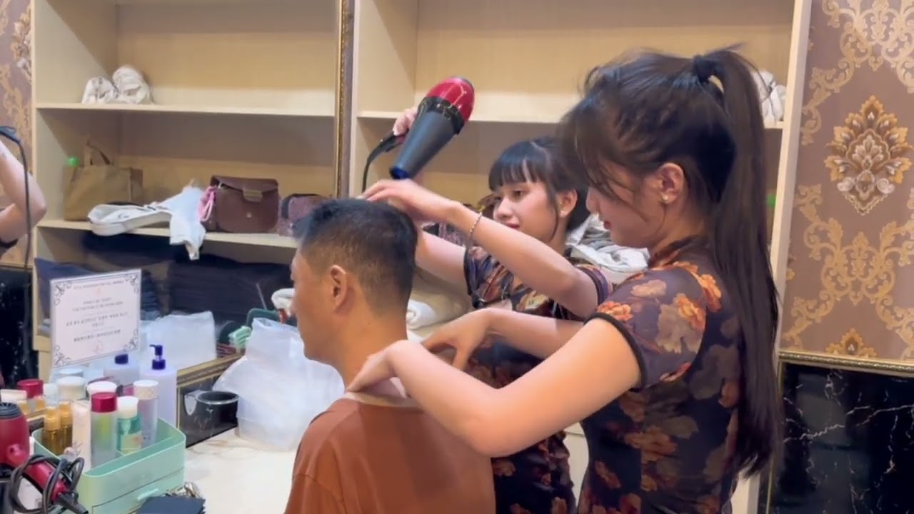 호치민 이발소 & 마사지 Royal Barbershop & Massage Experience 👑 | ASMR in District 1, Ho Chi Minh City