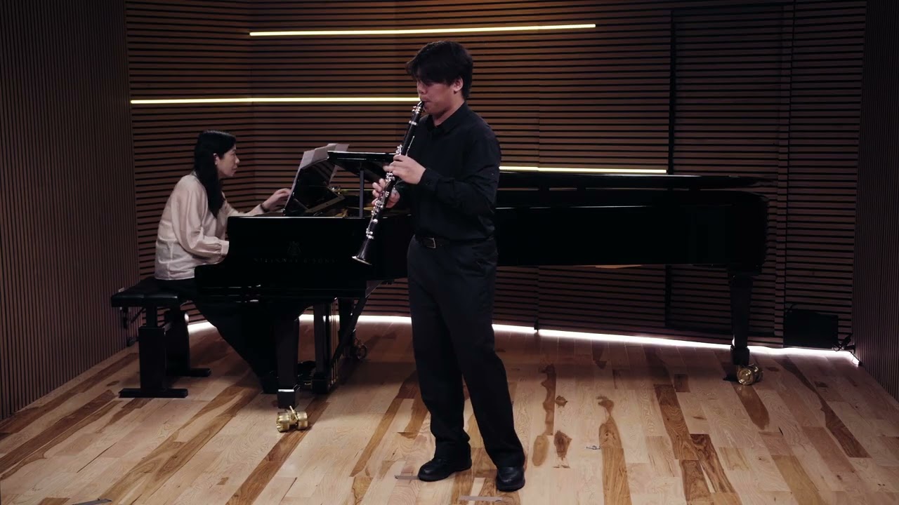 Johann Stamitz - Clarinet Concerto in Bb Major Movement 1