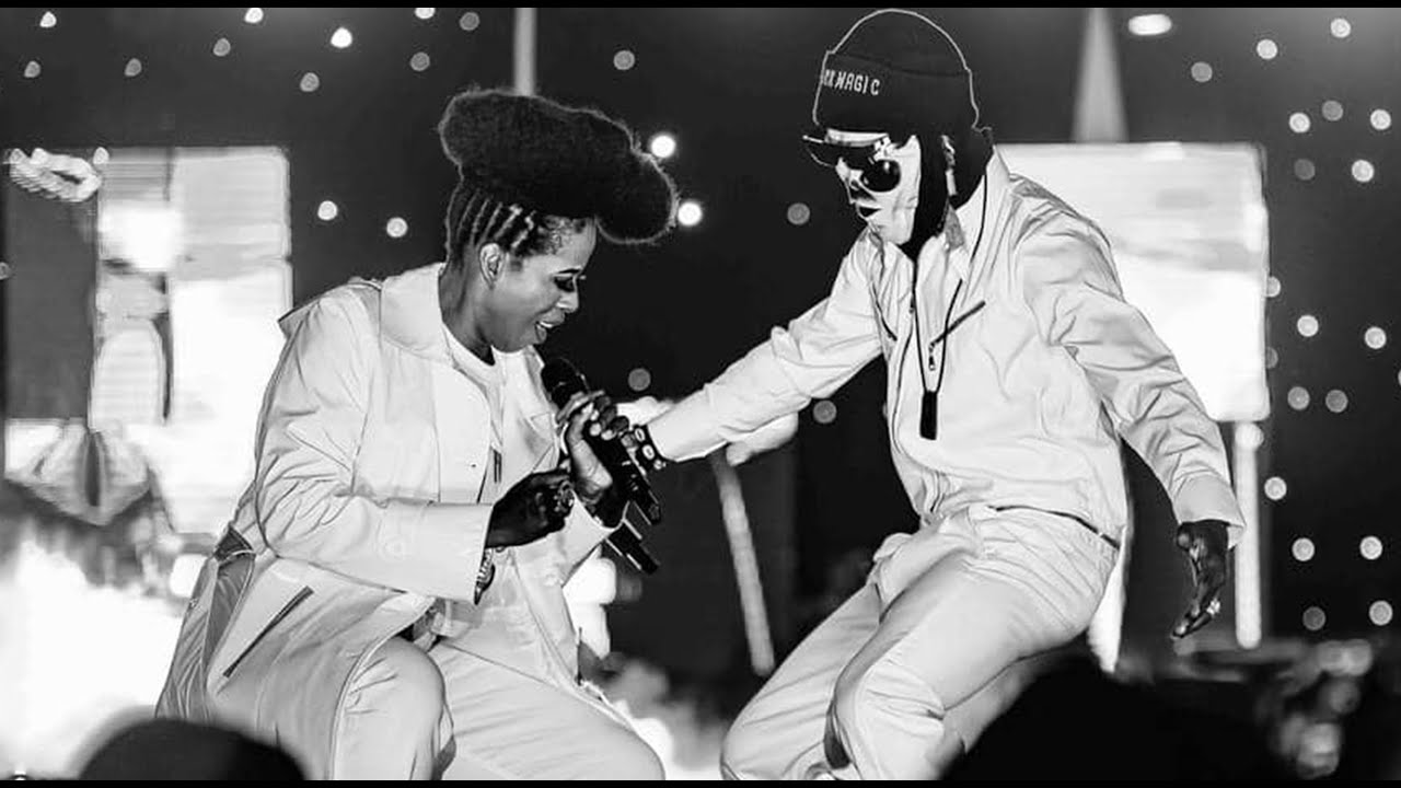 Tôgbè Yéton Feat Fafa Ruffino (Sans forcer) : Prestation au Concert ...