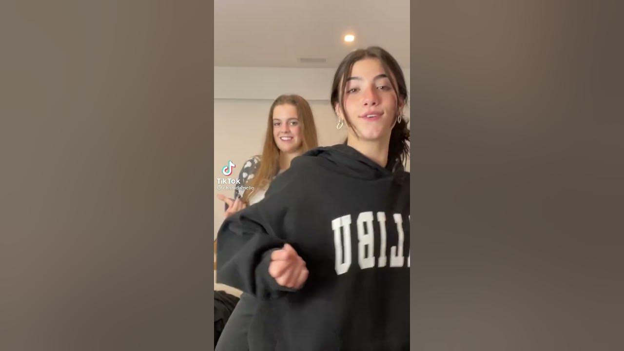 Charlie D'Amelio booty video YouTube