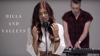 Video voorbeeld van "Tauren Wells - Hills and Valleys (Acoustic Cover) | Riley Clemmons"