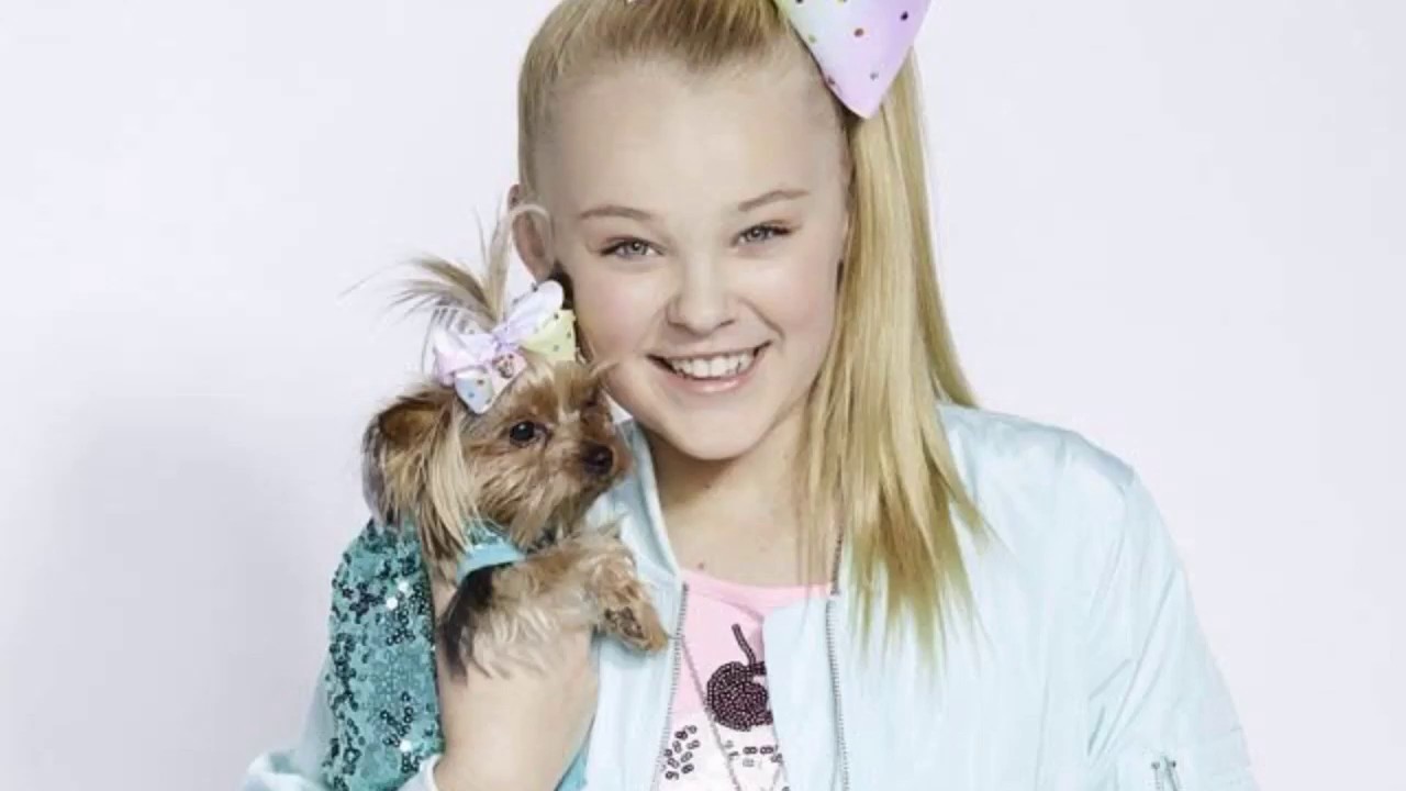 JoJo siwa meet and greet at Manchester bermanham 2017 meet and greet