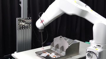 Bin Picking Deformable Sauce Sachets Using AI | AccuPick 3D