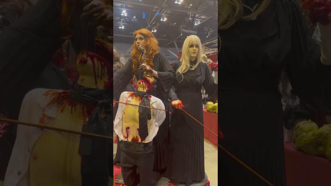INSANE | ACTOR OR ANIMATRONIC AT #transworld !!! | #halloween #halloween2024 #scary