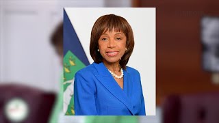 Smith voices frustration over lack of efficiency in public services