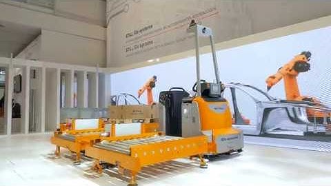 Fully automated STILL tugger train in interaction with automated EXV