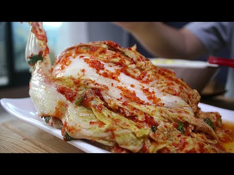 (<strong>ENG</strong>) 김치없으면 어떻게 살죠? 짜파게티 그리고 계란볶음밥 먹방 Jjapagett Mukbang eating <strong>show</strong> with spicy kimchi