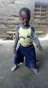 Dogo wa kisukuma akichabhanya