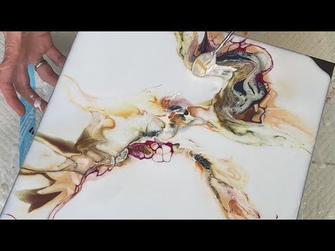 Fluid Art Tutorial with Bloom and Transparent Pillow!🤔