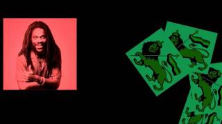 Dennis Brown - Wolf & Leopards Dub chords
