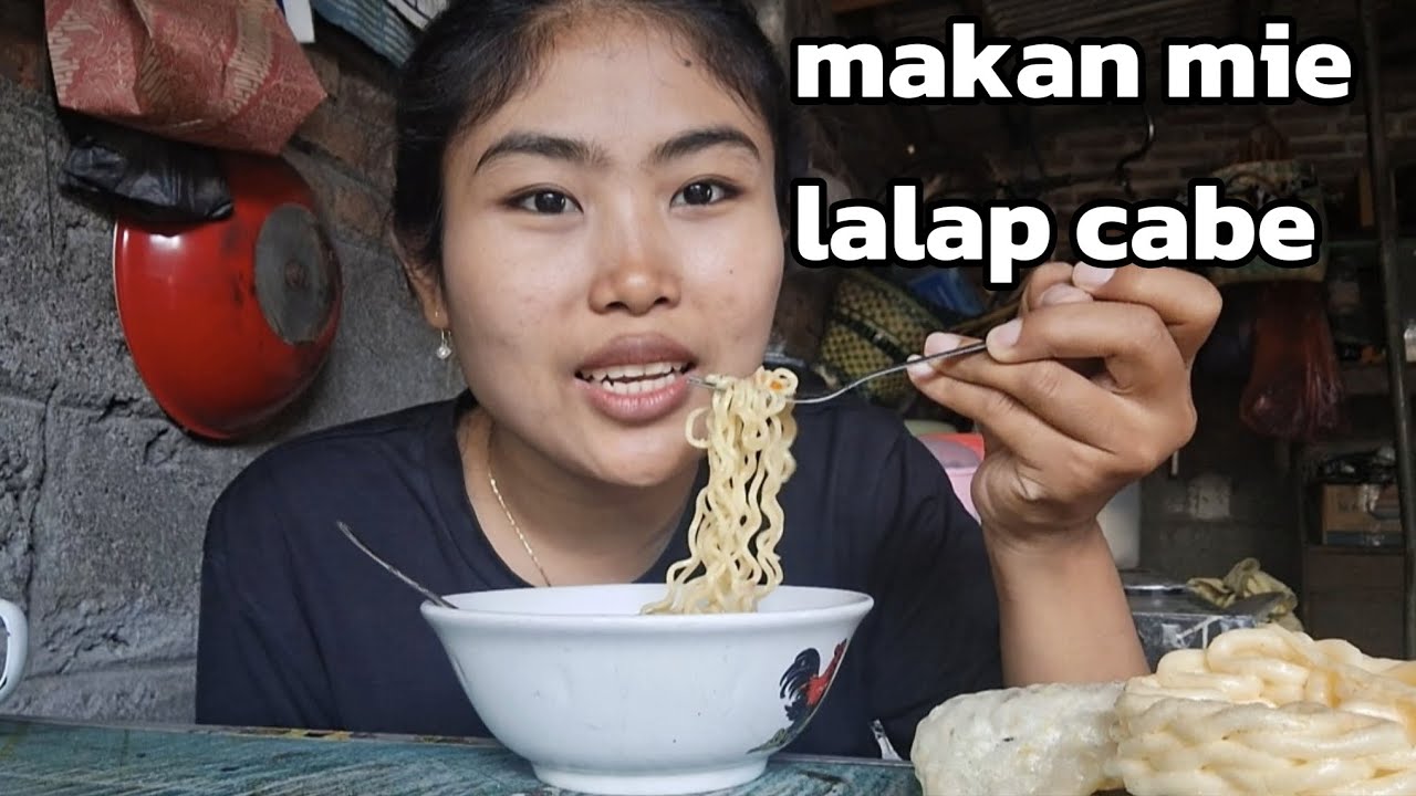 LAPER POLL ENAKNYA MAKAN MIE LALAP CABE RAWIT
