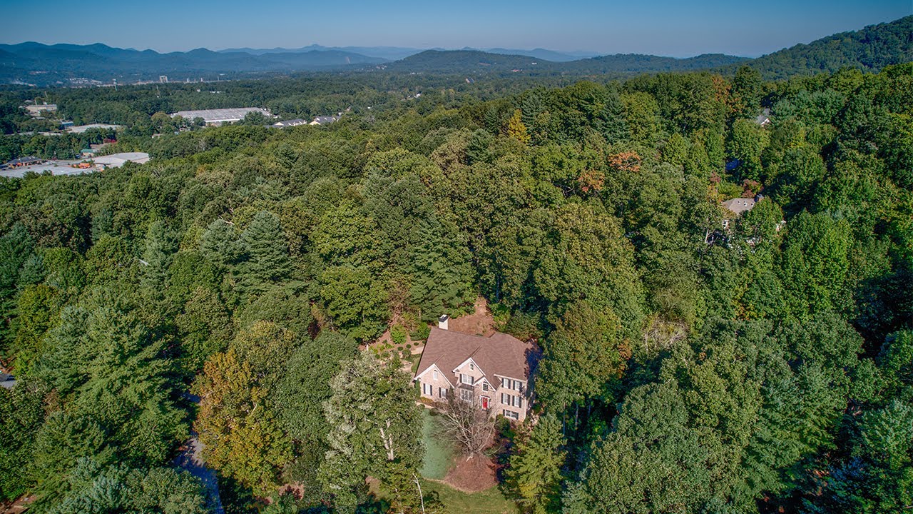 Arden, NC Home for Sale | 49 Glen Cove Drive, Arden, NC