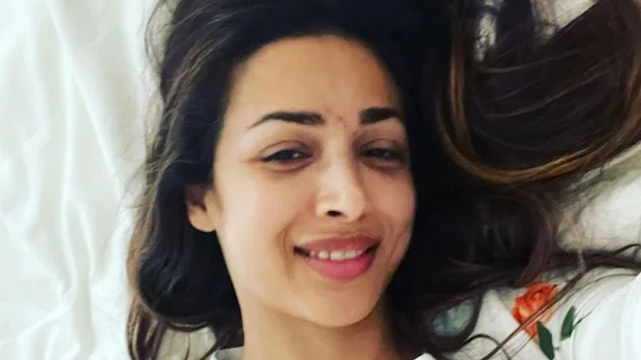 #Malaika Arora wore such clothes at Karan #Johar's birthday #party, then became a victim of #troll