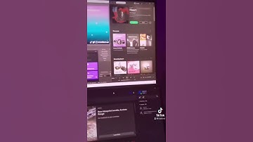 My 3 monitor streaming set up #shorts