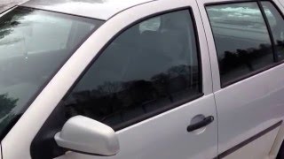 Блондинка заводит машину!) автошкола урок №1 Блондинка заводит машину!) автошкола урок №1