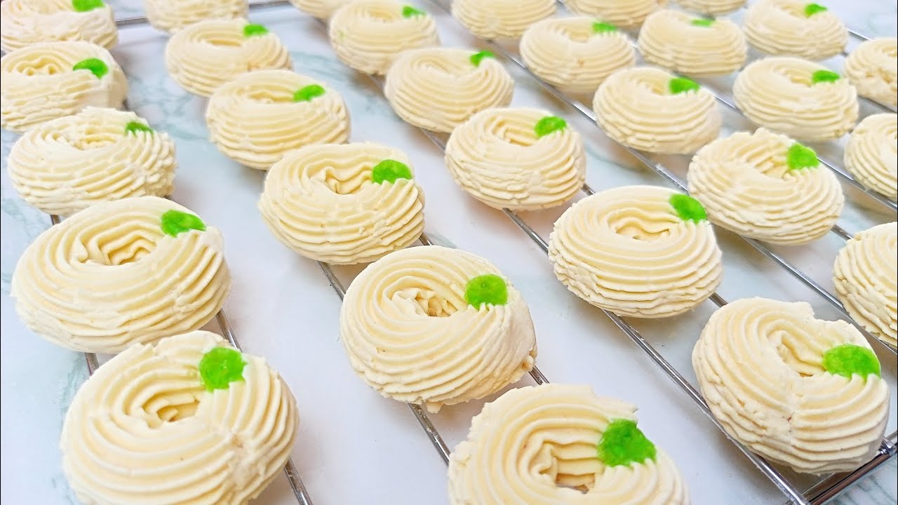Resep kue lebaran Semprit tepung kanji yang Rapuh tidak melebar Resep kue lebaran Semprit tepung kanji yang Rapuh tidak melebar