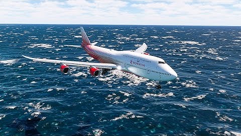 the plane hit a storm and made an emergency landing EPs28