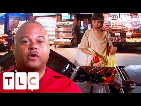 Dumpster-diving u0026 Fine Dining Buffets: Extreme Money Saving Methods On Food | Extreme Cheapskates