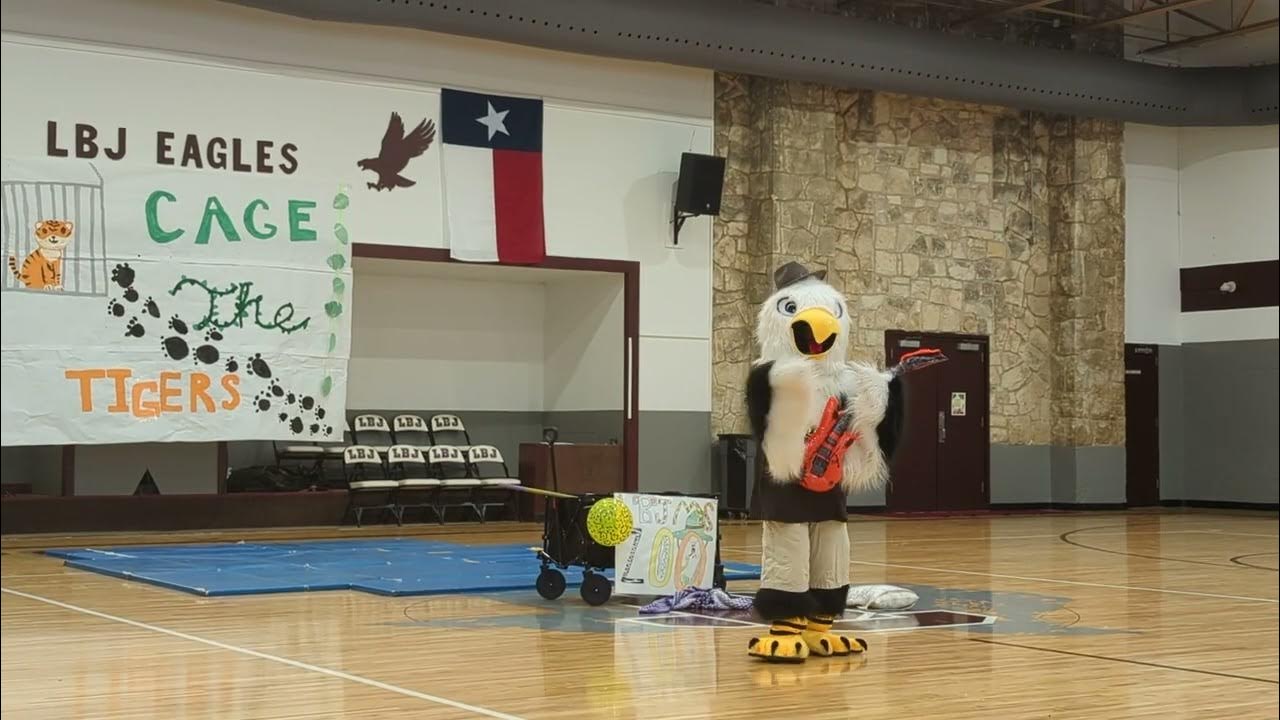 Mascot skit Zoo Kepper, Cage the Tigers YouTube