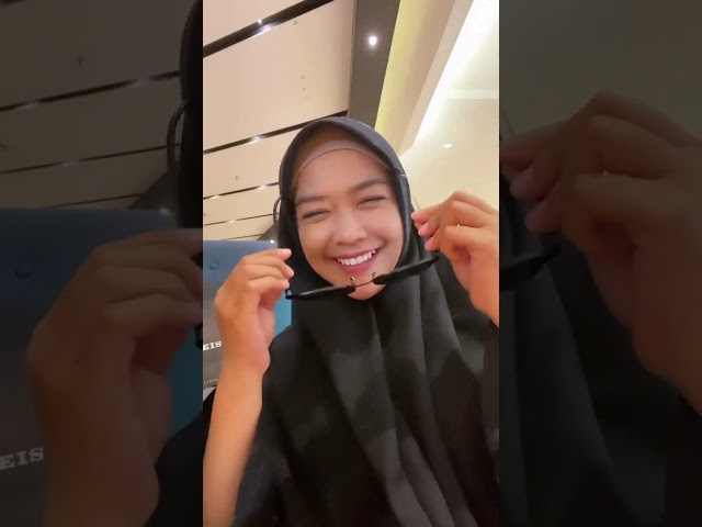 Ria Ricis (@riaricis1795) archived Instagram Stories compilation from December 21, 2019