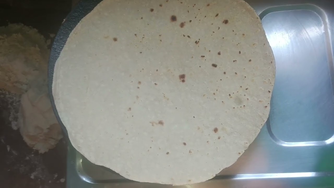 Healthy gluten-free flatbread, rich in fiber and protein.