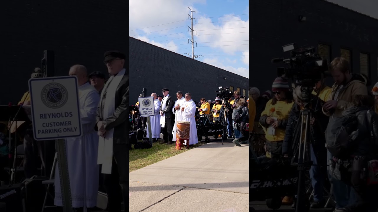 Photojournalism assignment: Catholic Mass near the Broadview ICE detention facility.