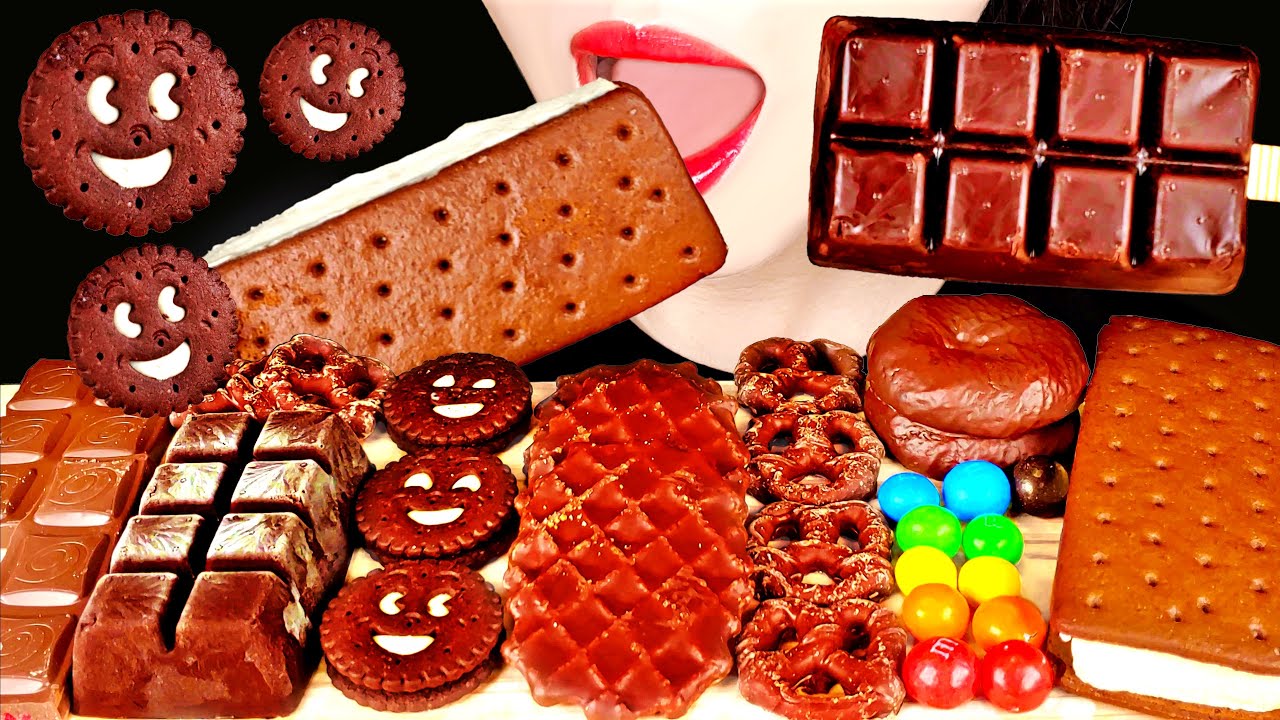 Шоколадные десерты ASMR, Мороженое в форме шоколада, MUKBANG, Настоящие звуки еды.