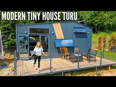 Video: Zapomeňte Na Tiny House A Místo Toho Si Dejte Tiny Houseboat