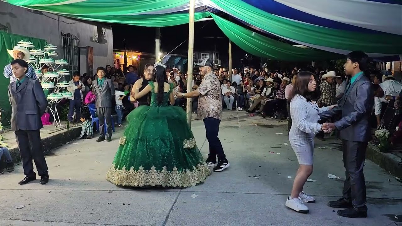 Xv años ayelen melanie 