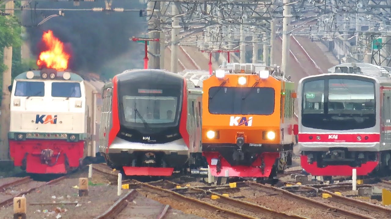 PASUKAN KERETA API PADATI STASIUN JAKARTA! KRL China, Lokomotif Kobong Api, Kereta Ukur, KLB Penabur