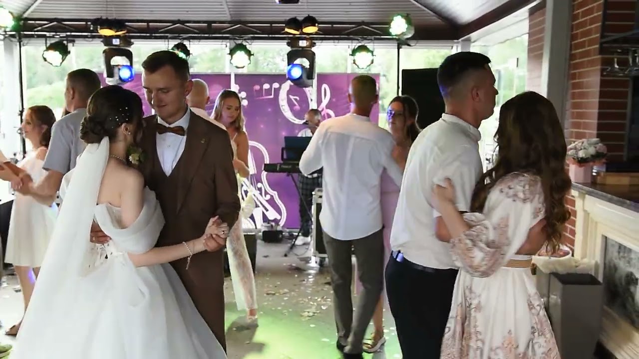 Весілля Борислав Дрогобич двокамерна зйомка база Шепільска гурт Мрія Фотограф відеограф