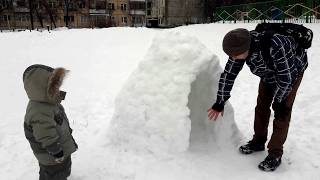 Строим Иглу с Елисеем. Папа и сын строят снежный дом. Снежная берлога - снежная крепость