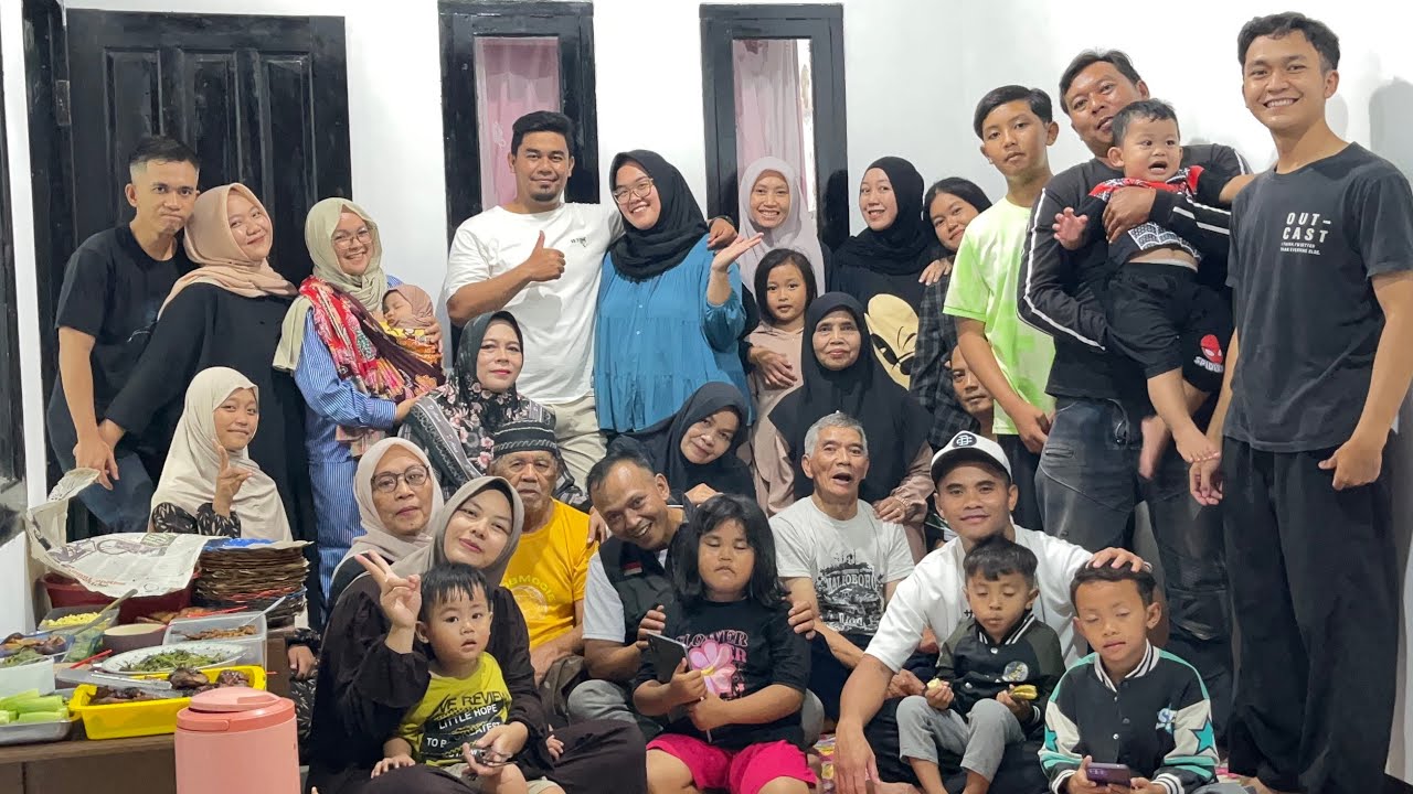 MUNGGAHAN BARENG KELUARGAA 😍